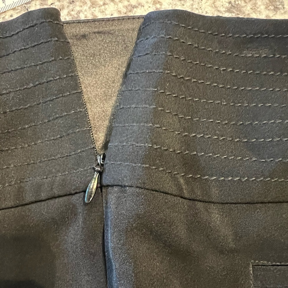 White House Black Market Black Straight-Leg Dress Trousers - Picture 8 of 10